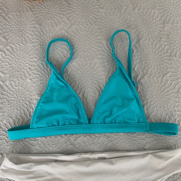 Bikini set - Picture 2 of 3